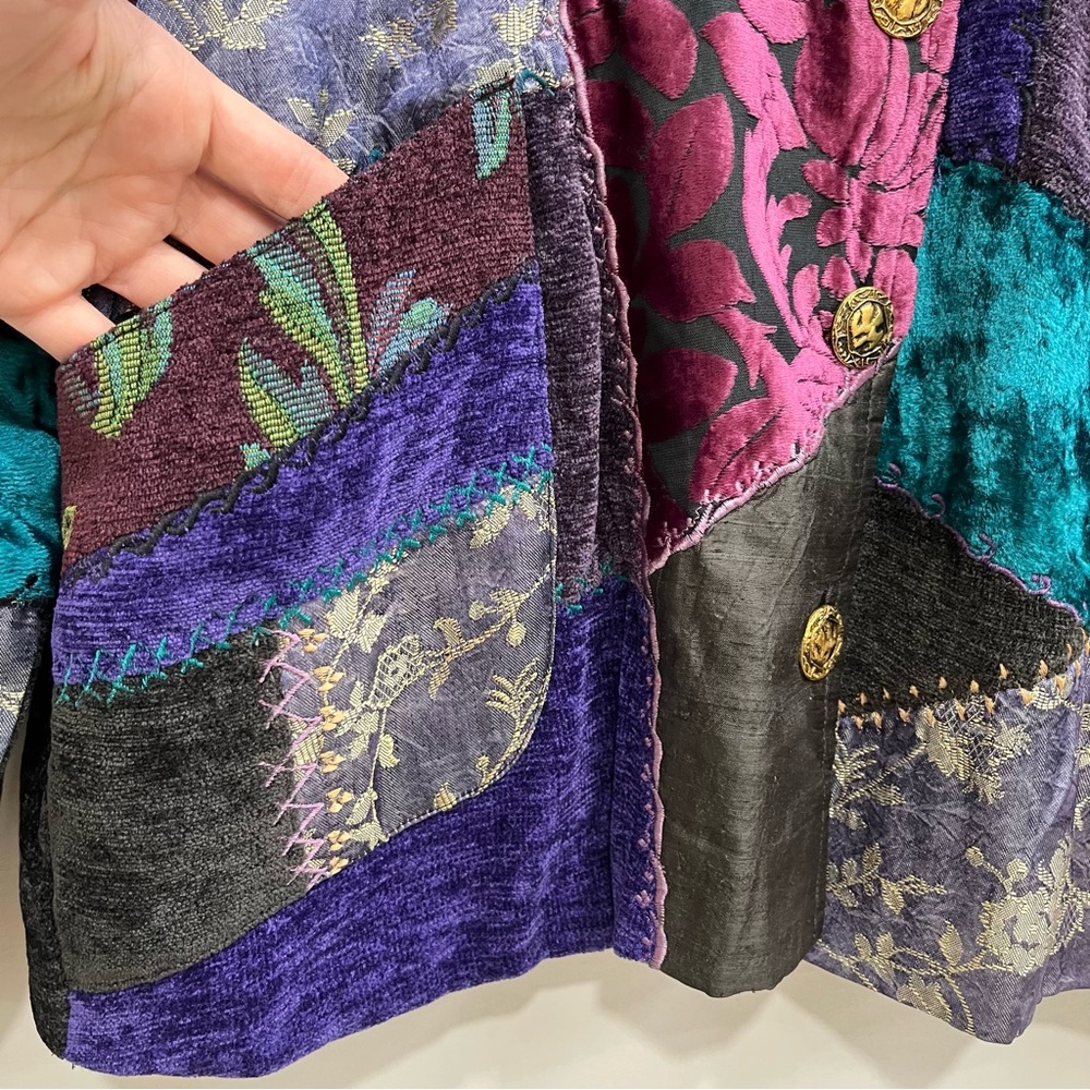 Vintage Tapestry Patch Patchwork Women’s Button U… - image 6